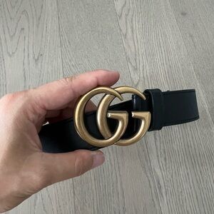 Gucci logo belt